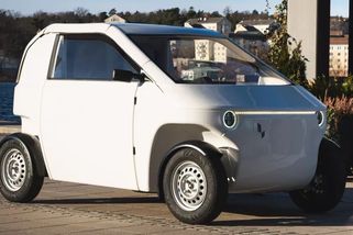Nejlevnější elektromobil je skládačka jako z IKEA. Doručí vám ho v krabici a stojí jen 234 tisíc Kč - Garáž.cz